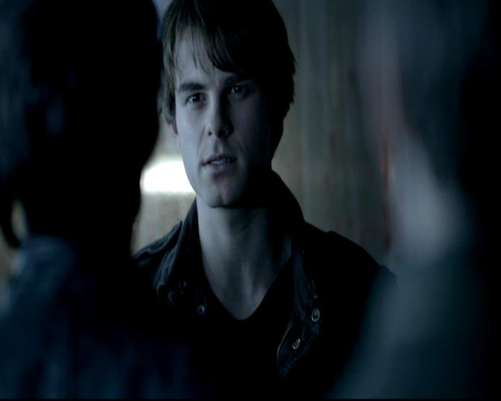 VampireDiariesWorld-dot-org_4x11CatchMeIfYouCan0546.jpg