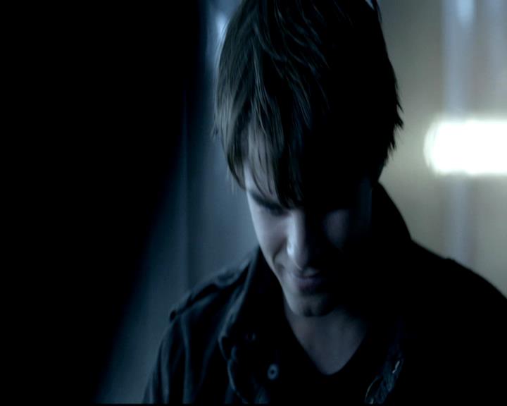 VampireDiariesWorld-dot-org_4x11CatchMeIfYouCan0601.jpg