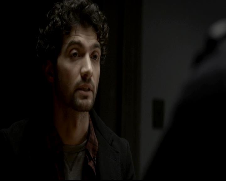 VampireDiariesWorld-dot-org_4x11CatchMeIfYouCan0701.jpg