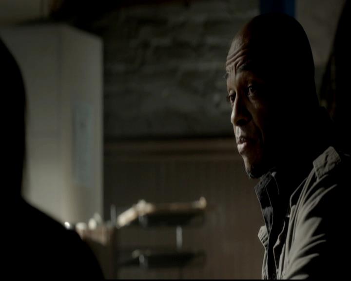 VampireDiariesWorld-dot-org_4x11CatchMeIfYouCan0729.jpg