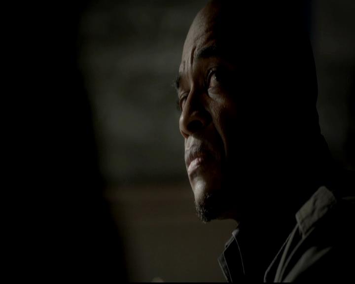 VampireDiariesWorld-dot-org_4x11CatchMeIfYouCan0743.jpg