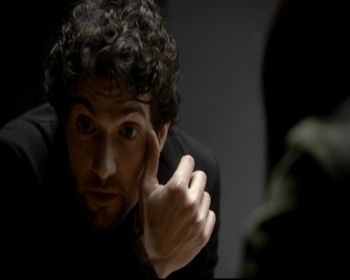 VampireDiariesWorld-dot-org_4x11CatchMeIfYouCan0770.jpg