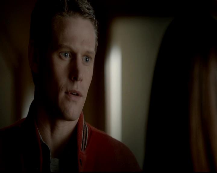 VampireDiariesWorld-dot-org_4x11CatchMeIfYouCan0795.jpg