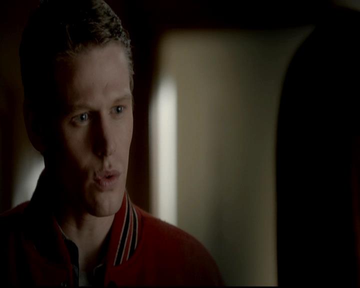 VampireDiariesWorld-dot-org_4x11CatchMeIfYouCan0800.jpg
