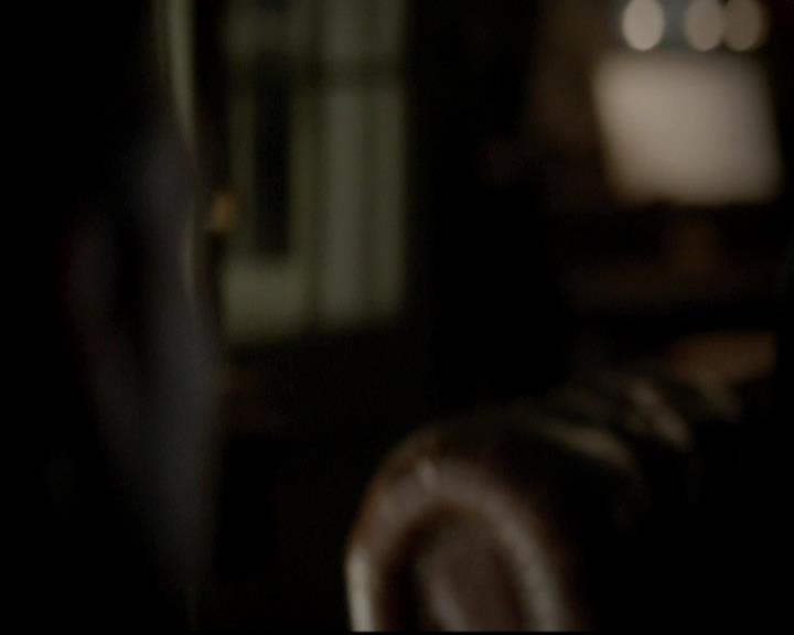 VampireDiariesWorld-dot-org_4x11CatchMeIfYouCan0827.jpg