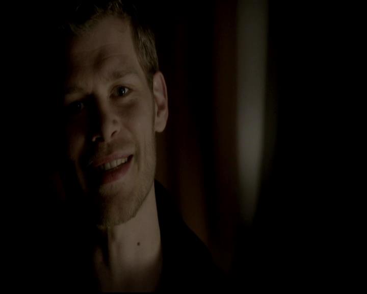 VampireDiariesWorld-dot-org_4x11CatchMeIfYouCan0853.jpg