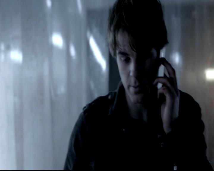 VampireDiariesWorld-dot-org_4x11CatchMeIfYouCan0886.jpg