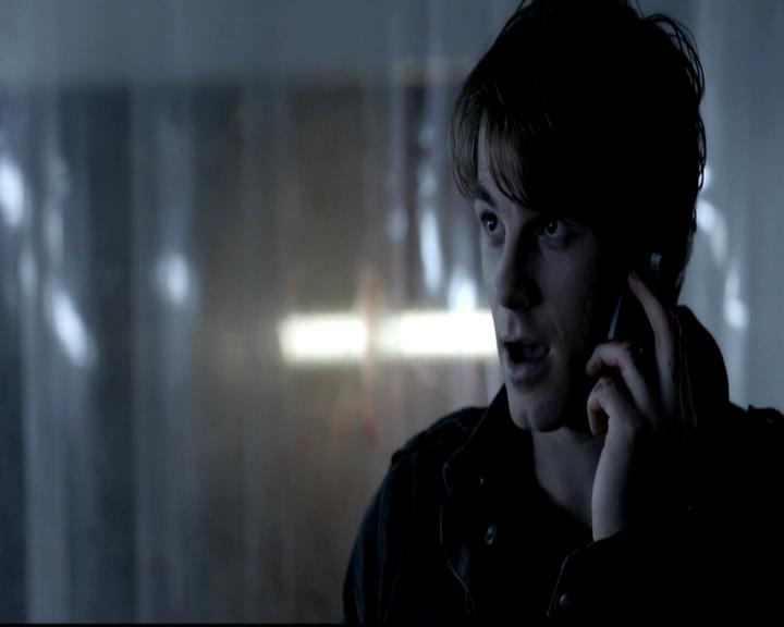 VampireDiariesWorld-dot-org_4x11CatchMeIfYouCan0888.jpg