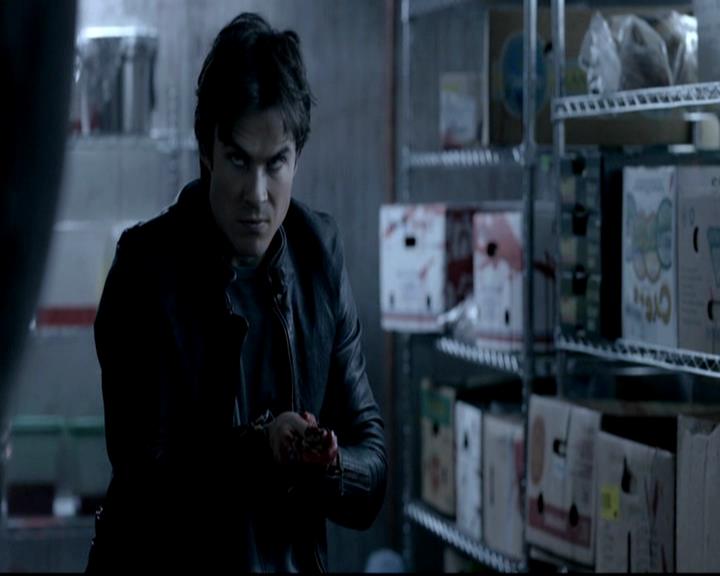 VampireDiariesWorld-dot-org_4x11CatchMeIfYouCan0920.jpg