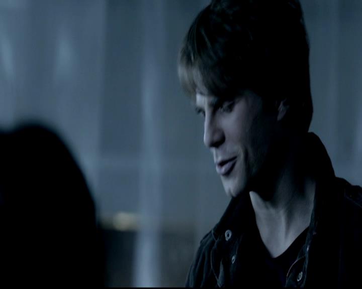 VampireDiariesWorld-dot-org_4x11CatchMeIfYouCan0939.jpg