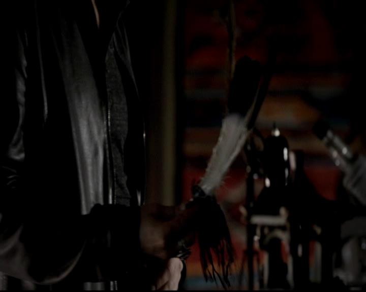 VampireDiariesWorld-dot-org_4x11CatchMeIfYouCan1044.jpg