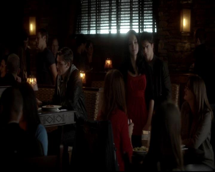 VampireDiariesWorld-dot-org_4x11CatchMeIfYouCan1297.jpg