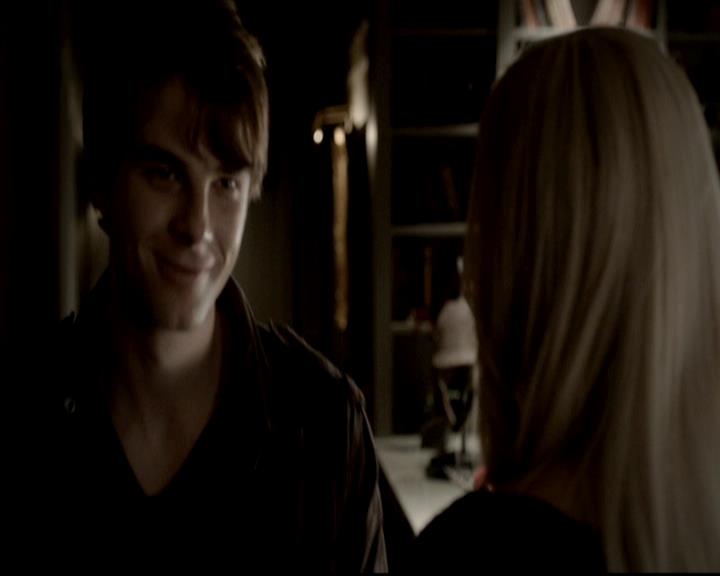 VampireDiariesWorld-dot-org_4x11CatchMeIfYouCan1709.jpg