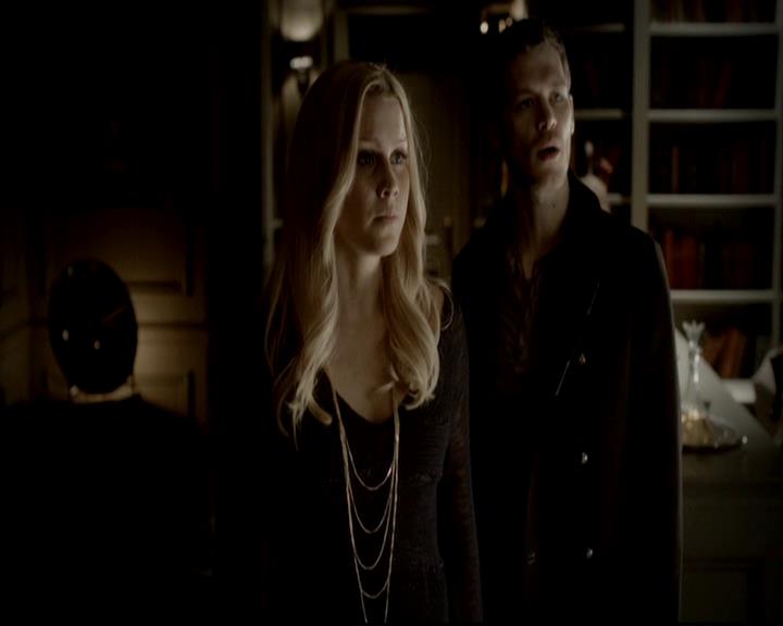VampireDiariesWorld-dot-org_4x11CatchMeIfYouCan1751.jpg