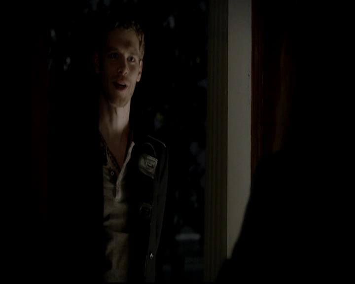 VampireDiariesWorld-dot-org_4x11CatchMeIfYouCan2083.jpg