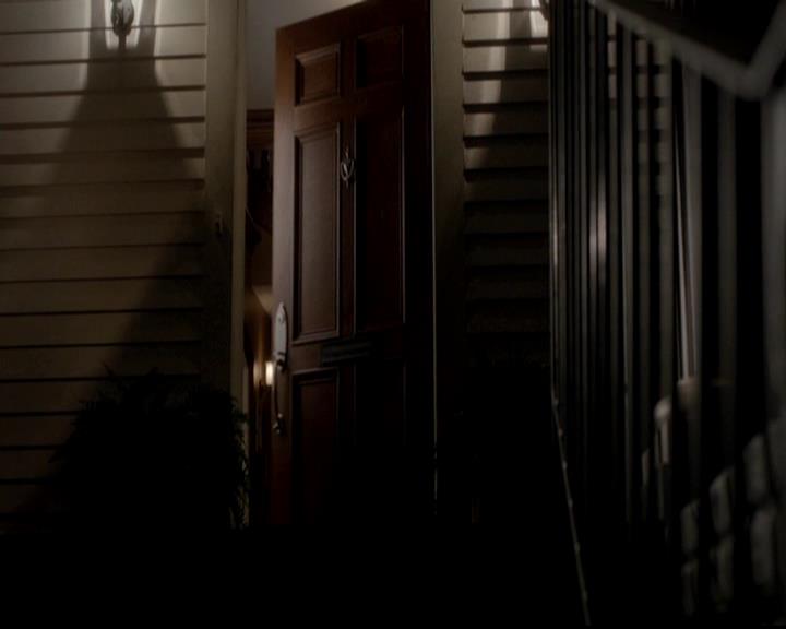 VampireDiariesWorld-dot-org_4x11CatchMeIfYouCan2139.jpg
