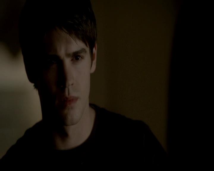 VampireDiariesWorld-dot-org_4x11CatchMeIfYouCan2227.jpg