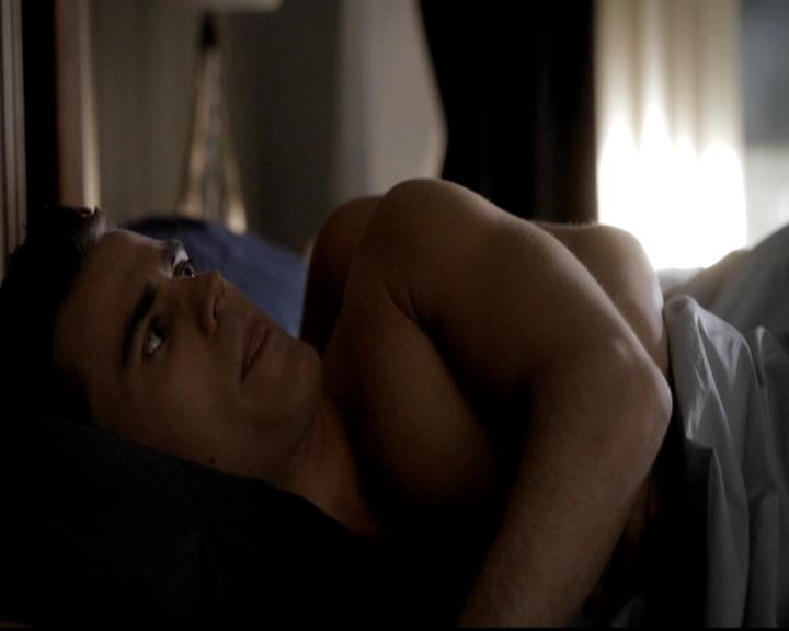VampireDiariesWorld-dot-org_4x12AViewToAKill0015.jpg