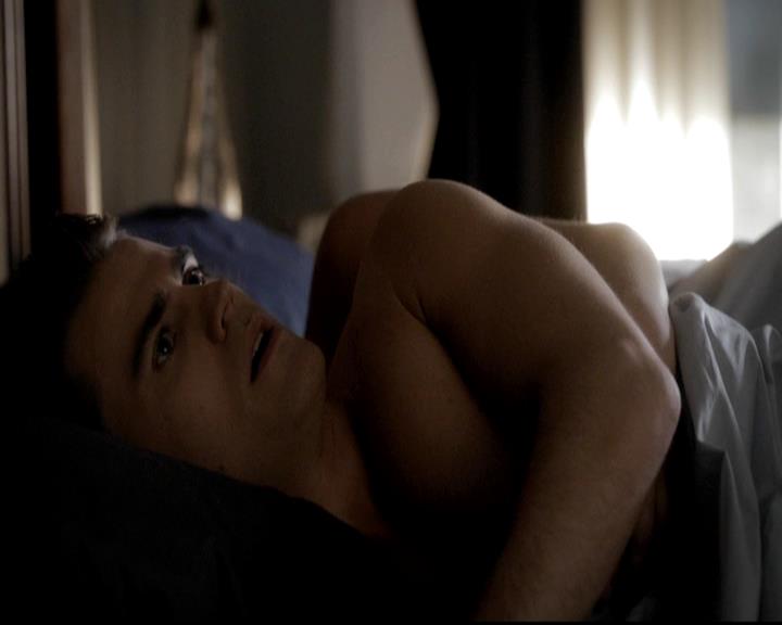 VampireDiariesWorld-dot-org_4x12AViewToAKill0016.jpg