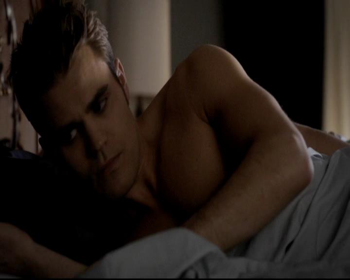 VampireDiariesWorld-dot-org_4x12AViewToAKill0026.jpg