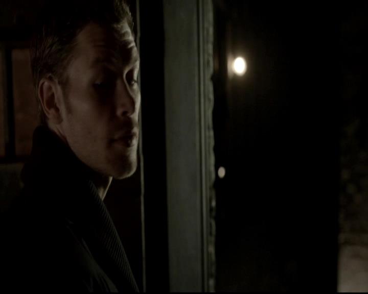 VampireDiariesWorld-dot-org_4x12AViewToAKill0699.jpg