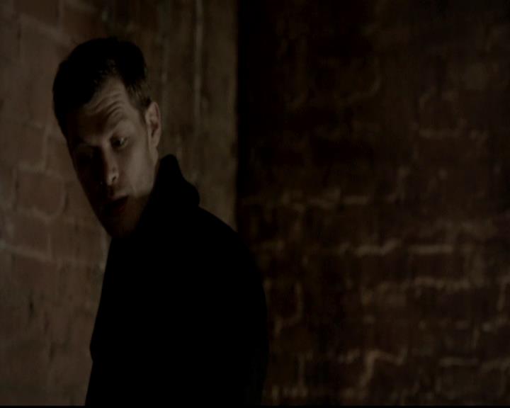 VampireDiariesWorld-dot-org_4x12AViewToAKill0736.jpg