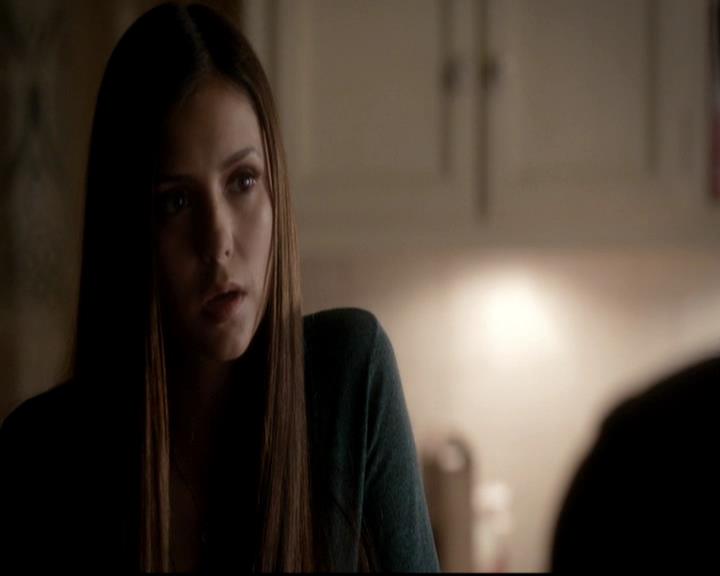 VampireDiariesWorld-dot-org_4x12AViewToAKill0916.jpg