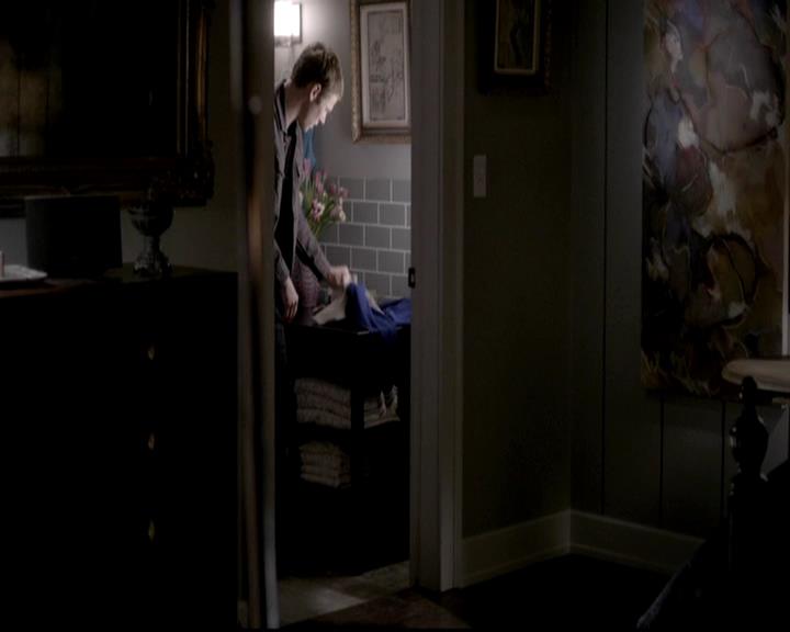 VampireDiariesWorld-dot-org_4x12AViewToAKill0940.jpg