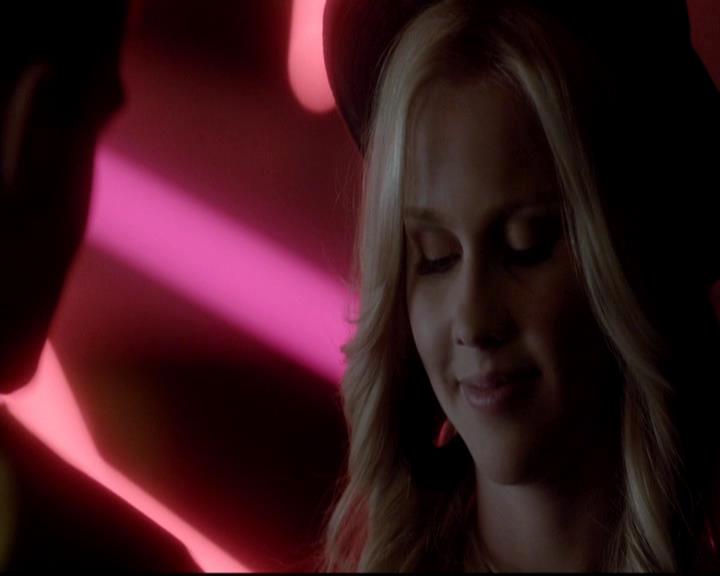 VampireDiariesWorld-dot-org_4x12AViewToAKill1254.jpg