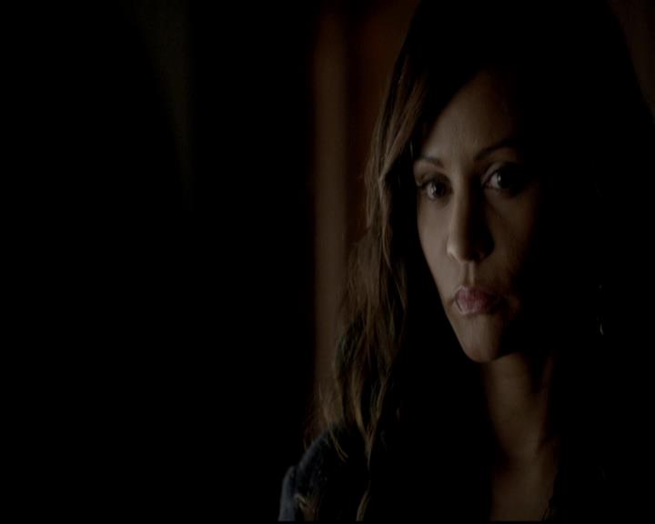 VampireDiariesWorld-dot-org_4x12AViewToAKill1338.jpg