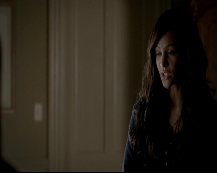 VampireDiariesWorld-dot-org_4x12AViewToAKill1340.jpg