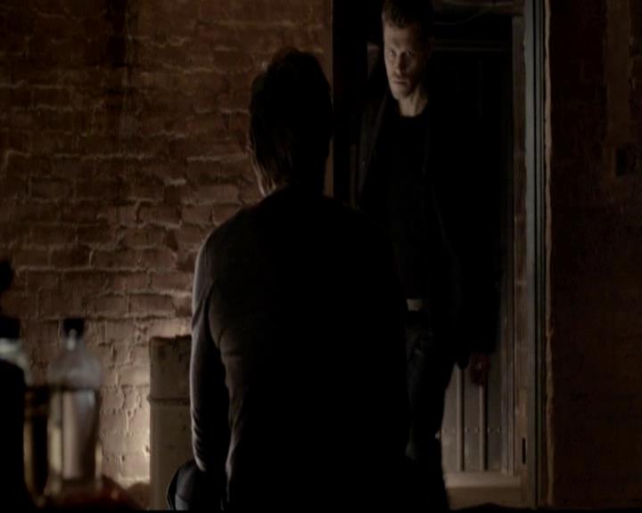 VampireDiariesWorld-dot-org_4x12AViewToAKill1509.jpg