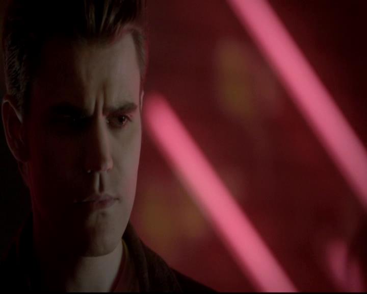 VampireDiariesWorld-dot-org_4x12AViewToAKill1640.jpg