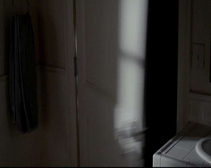 VampireDiariesWorld-dot-org_4x12AViewToAKill1674.jpg