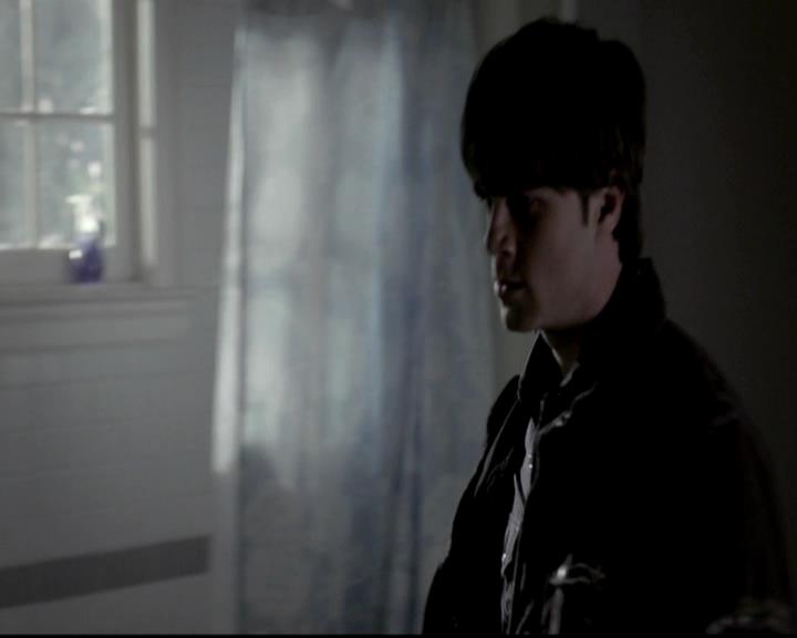 VampireDiariesWorld-dot-org_4x12AViewToAKill1676.jpg