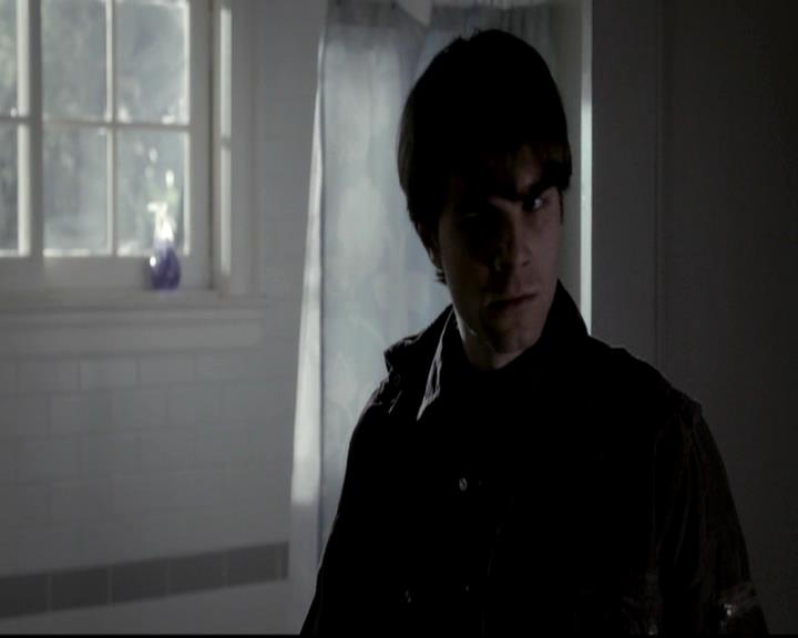 VampireDiariesWorld-dot-org_4x12AViewToAKill1677.jpg
