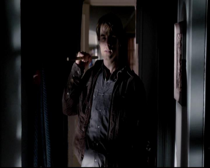 VampireDiariesWorld-dot-org_4x12AViewToAKill1681.jpg