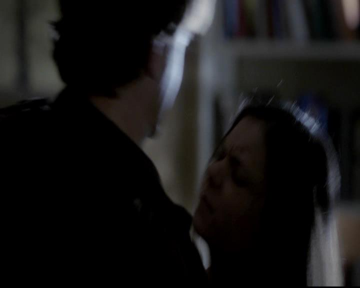 VampireDiariesWorld-dot-org_4x12AViewToAKill1697.jpg
