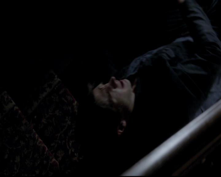 VampireDiariesWorld-dot-org_4x12AViewToAKill1714.jpg