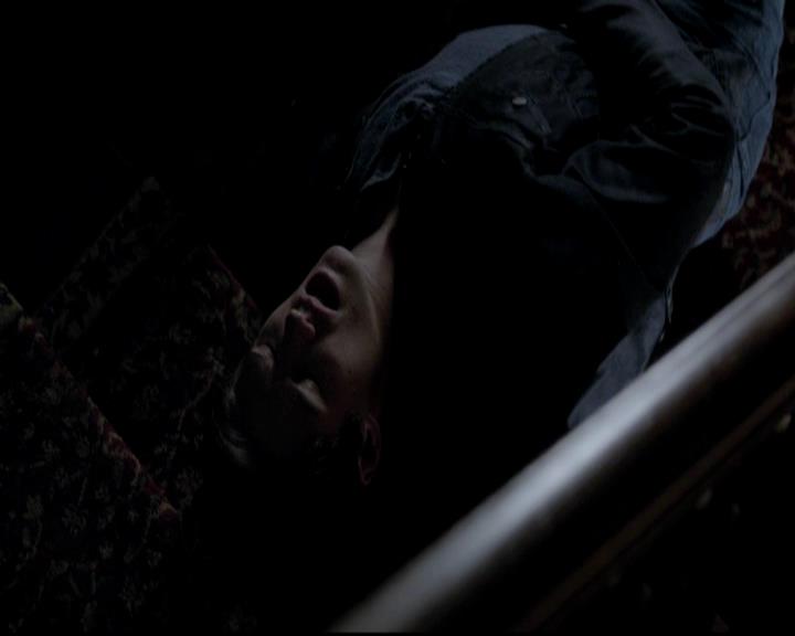 VampireDiariesWorld-dot-org_4x12AViewToAKill1715.jpg