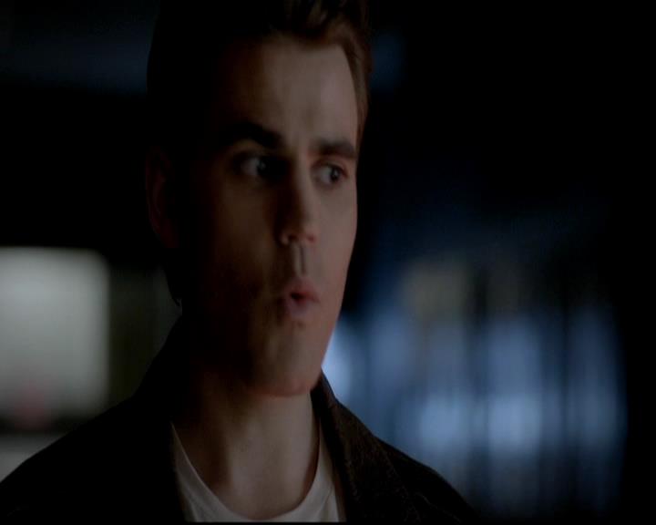 VampireDiariesWorld-dot-org_4x12AViewToAKill1740.jpg