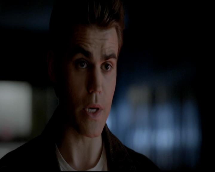 VampireDiariesWorld-dot-org_4x12AViewToAKill1743.jpg