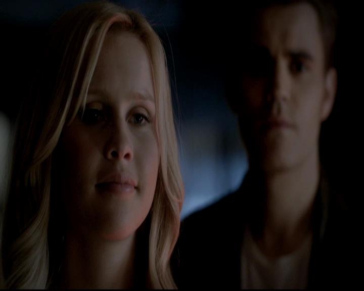 VampireDiariesWorld-dot-org_4x12AViewToAKill1759.jpg