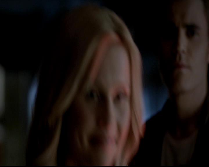 VampireDiariesWorld-dot-org_4x12AViewToAKill1760.jpg