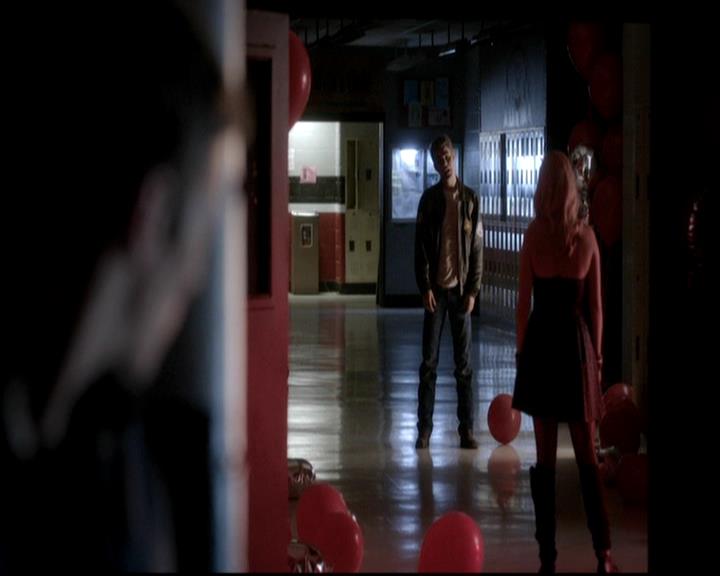 VampireDiariesWorld-dot-org_4x12AViewToAKill1767.jpg