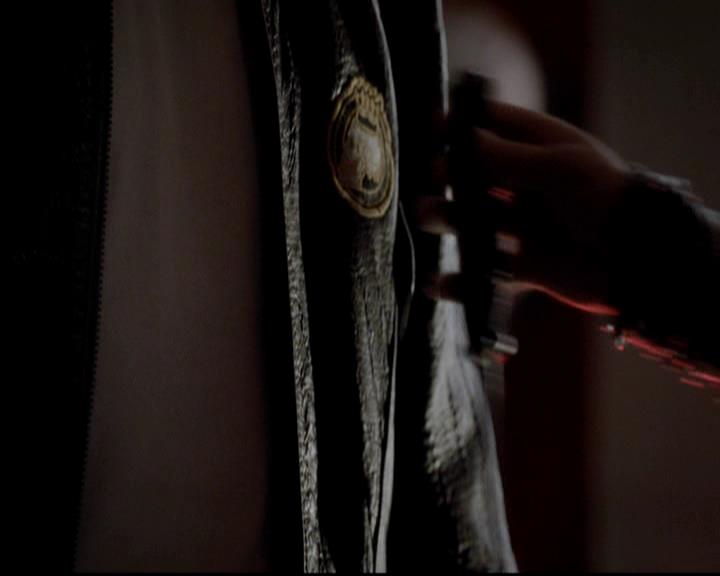 VampireDiariesWorld-dot-org_4x12AViewToAKill1788.jpg