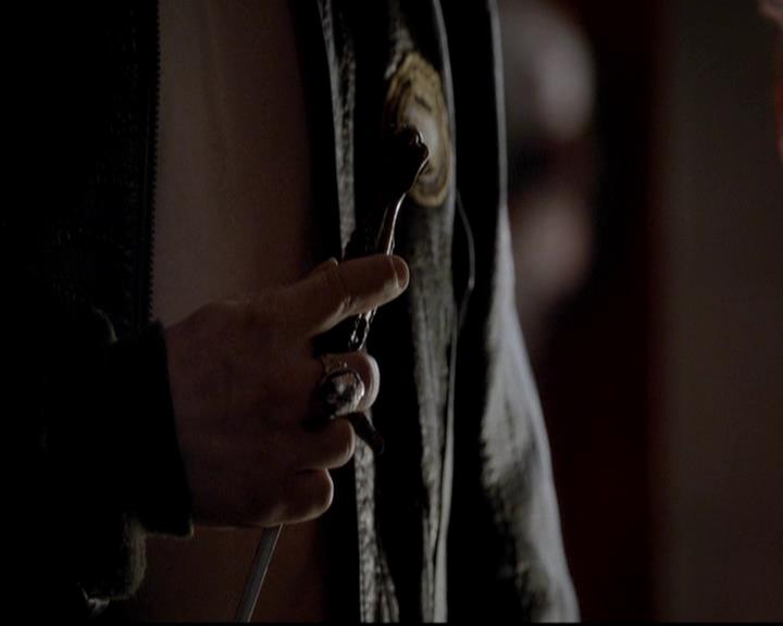 VampireDiariesWorld-dot-org_4x12AViewToAKill1793.jpg