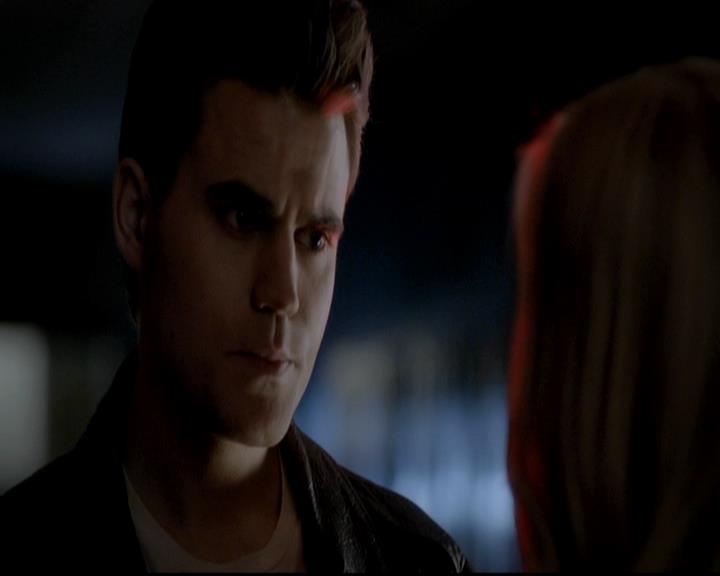 VampireDiariesWorld-dot-org_4x12AViewToAKill1798.jpg