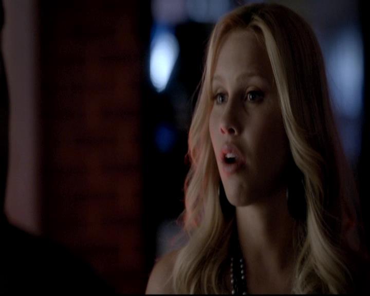 VampireDiariesWorld-dot-org_4x12AViewToAKill1801.jpg