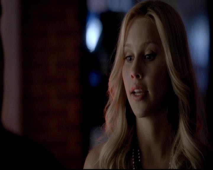 VampireDiariesWorld-dot-org_4x12AViewToAKill1802.jpg